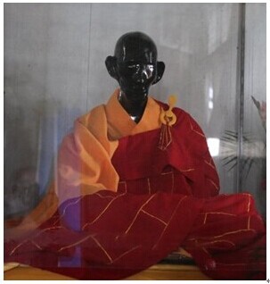 苦行续禅灯的弥光禅师