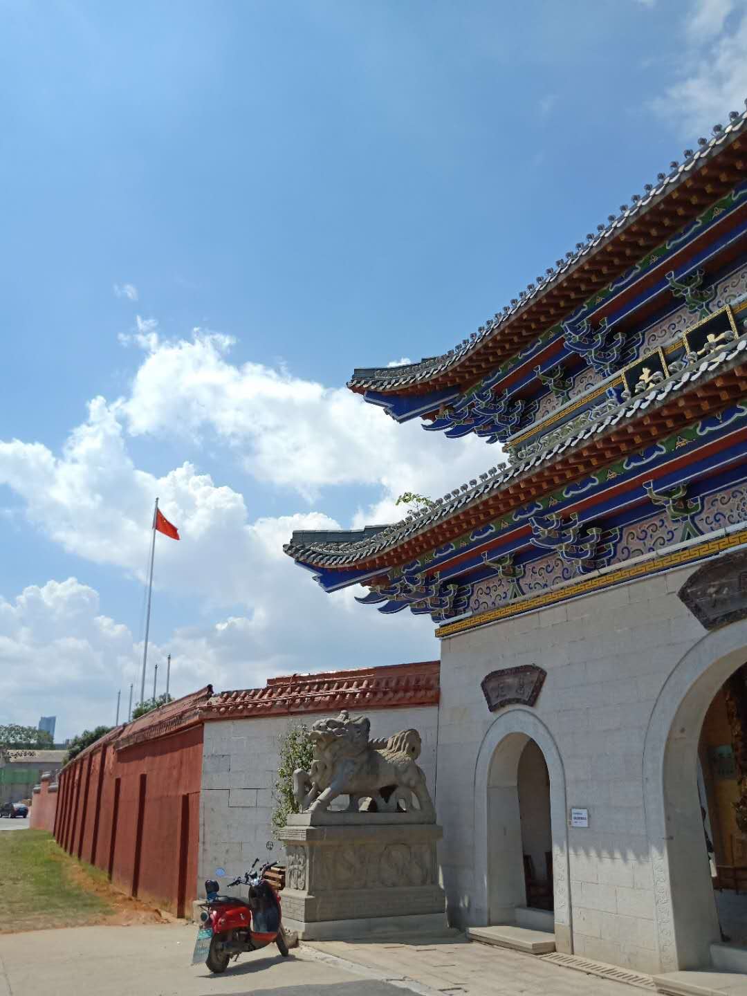 抚州正觉古寺举行升国旗仪式