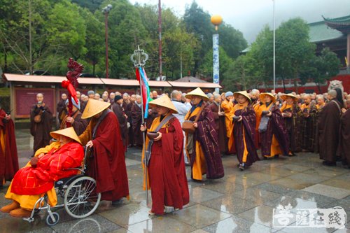 抚州大金山寺三坛大戒圆满：发戒牒谢师