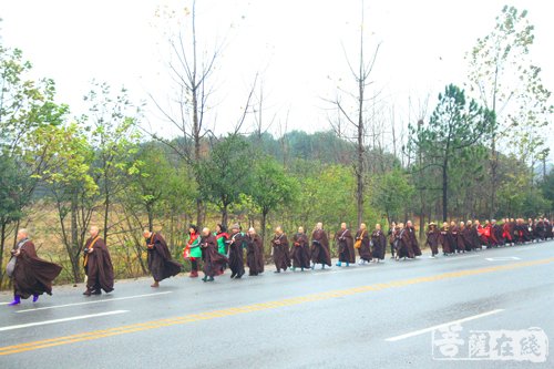 抚州大金山寺三坛大戒圆满：发戒牒谢师