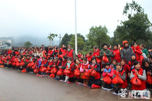 抚州大金山寺三坛大戒圆满：发戒牒谢师