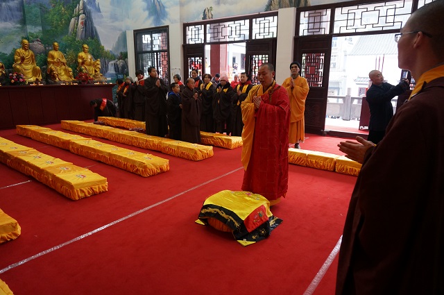 正觉下院举行五福殿福禄寿财喜菩萨圣像落成暨开光庆典法会